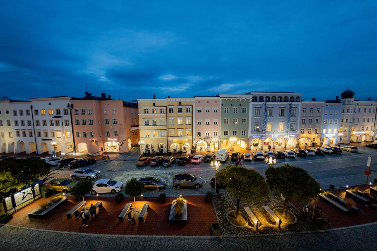 Highlight Am Stadtplatz Muehldorf - C4S Come4Stay - 2 Zimmer Wohnung I Bis Zu 5 Gaeste Kültér fotó